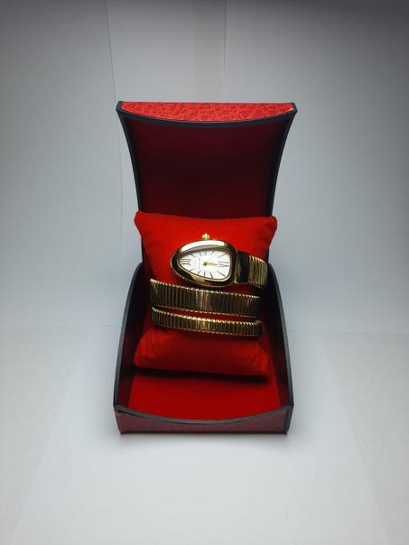 BVLGARI tableau blanc