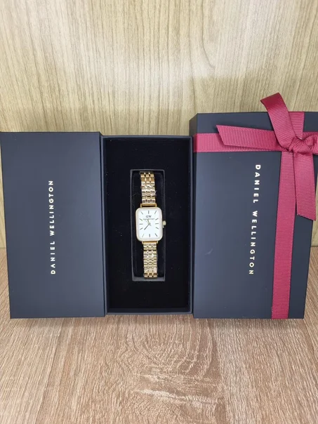 DANIEL WELLINGTON packaging complet