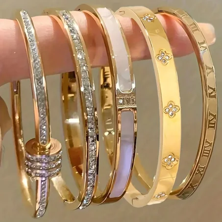 VELORA™ — Set 5 Bracelets · Quand Chaque Détail Brille