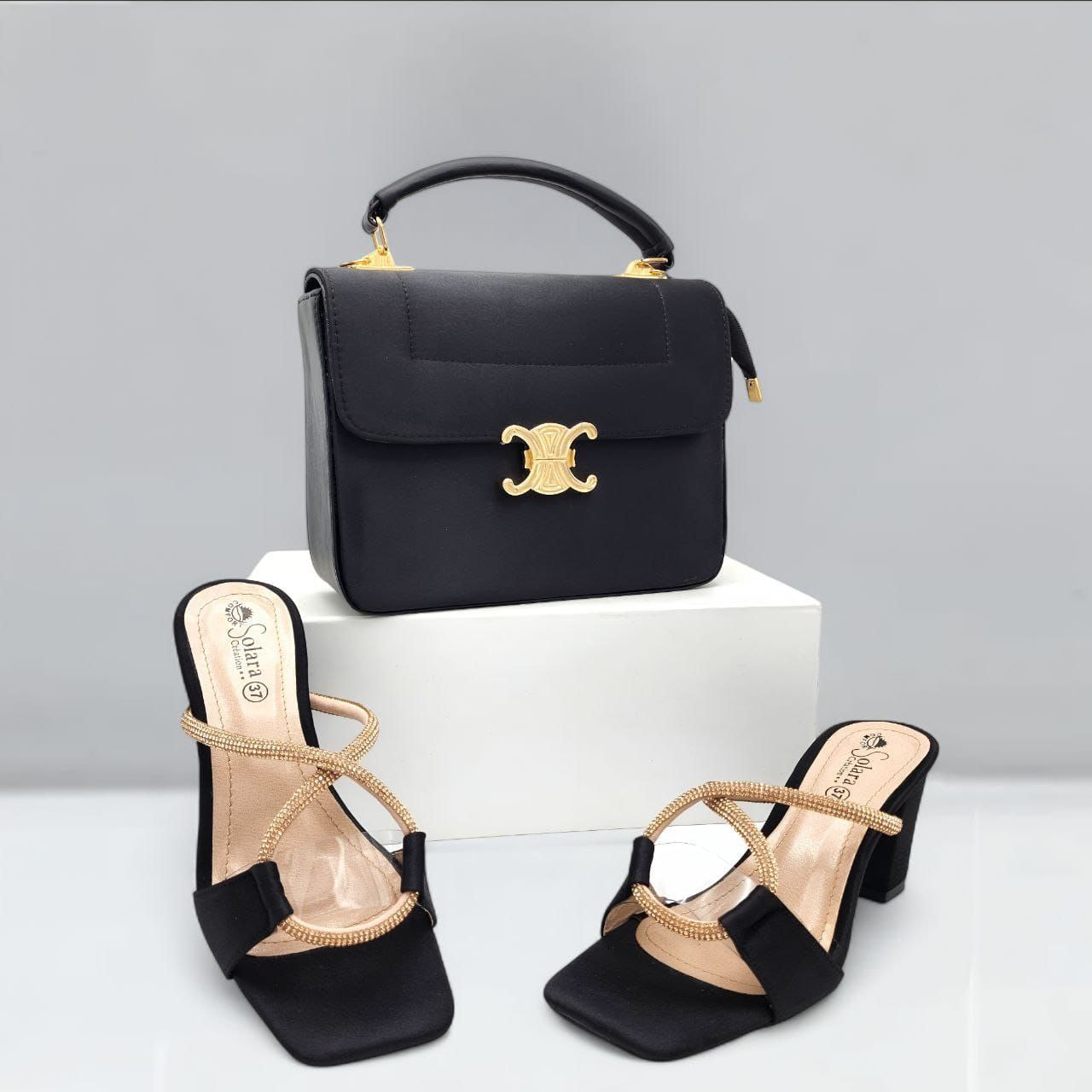Sac à Main & Sandales Assortis