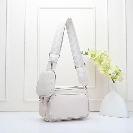 حقيبة يد جلدية فخمة