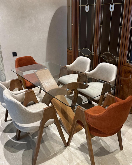 Salle à manger élégante et conviviale 3