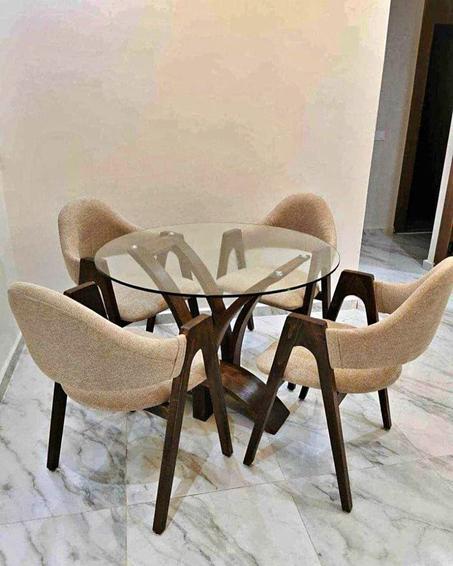 Salle à manger élégante et conviviale