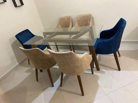 Salle à manger élégante et conviviale