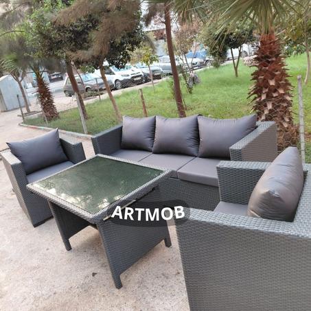 Ensemble de meubles jardin gris