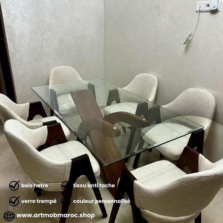 Salle à manger élégante et conviviale