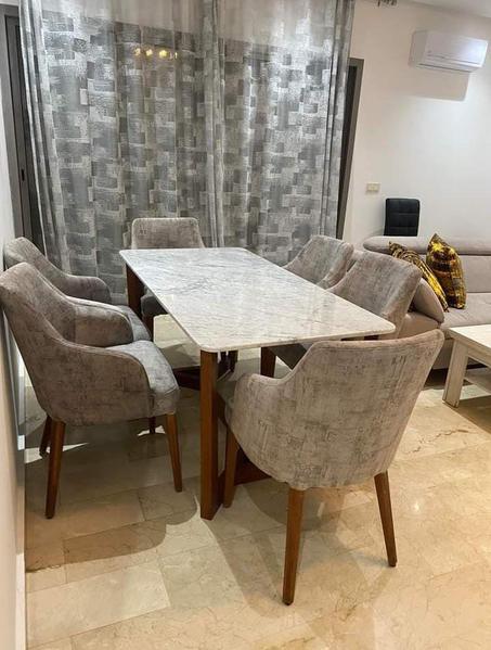 Salle à manger élégante et conviviale