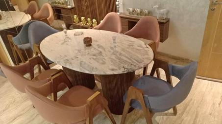 Salle à manger élégante et conviviale