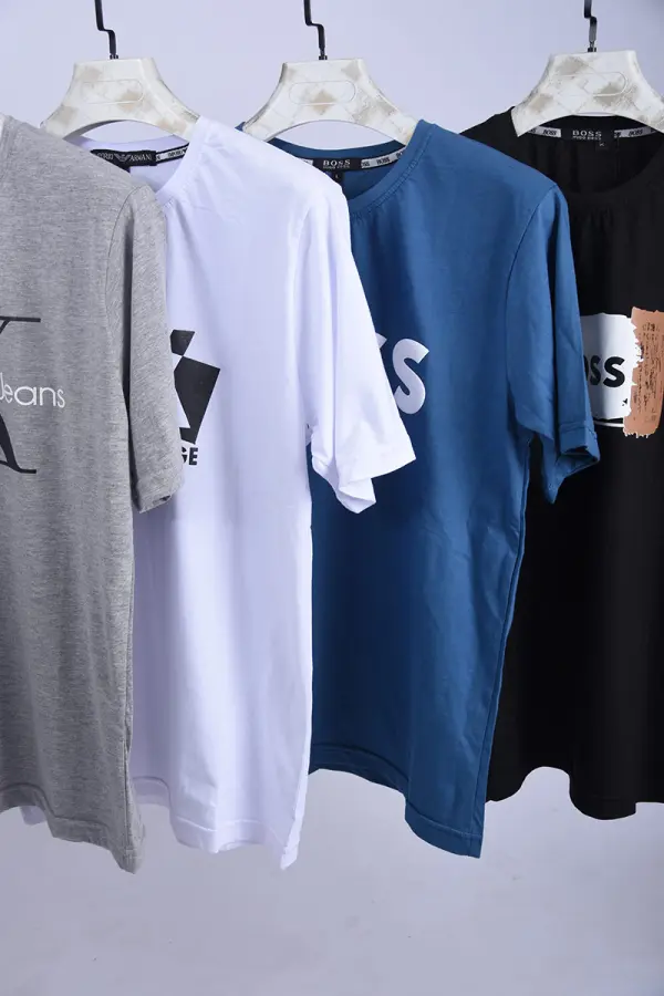 Pack de 4 T-shirts De Marques Tendance  ( Noir + Bleu Roi + Gris + Blanc )