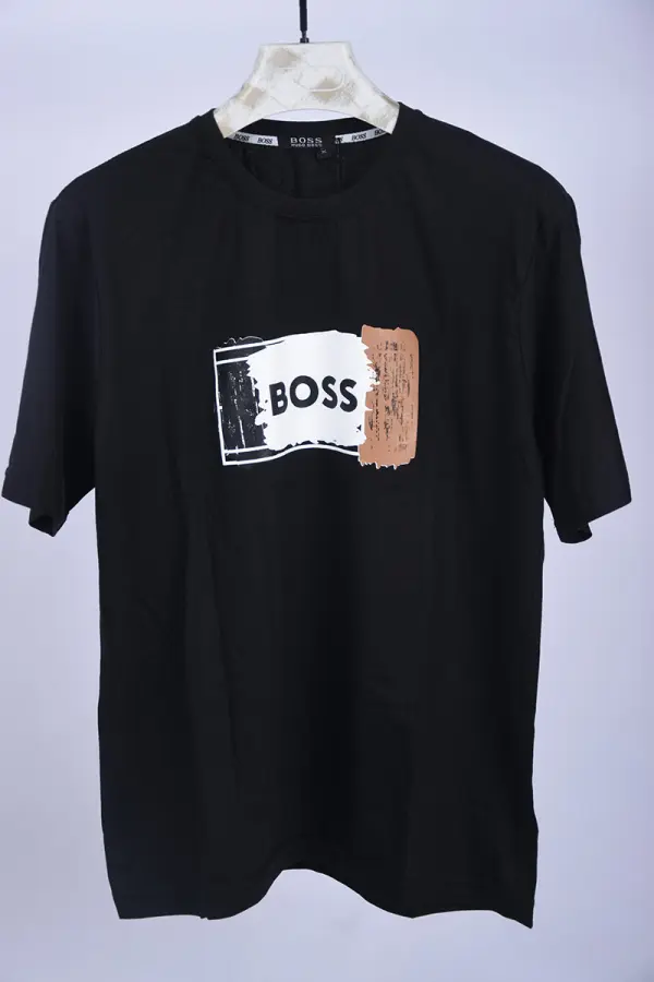 Pack de 4 T-shirts De Marques Tendance  ( Noir + Bleu Roi + Gris + Blanc )