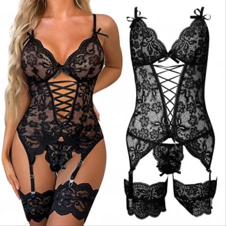 LINGERIE DE LUXE