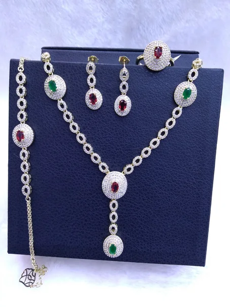 Ensemble rosas vert/rouge