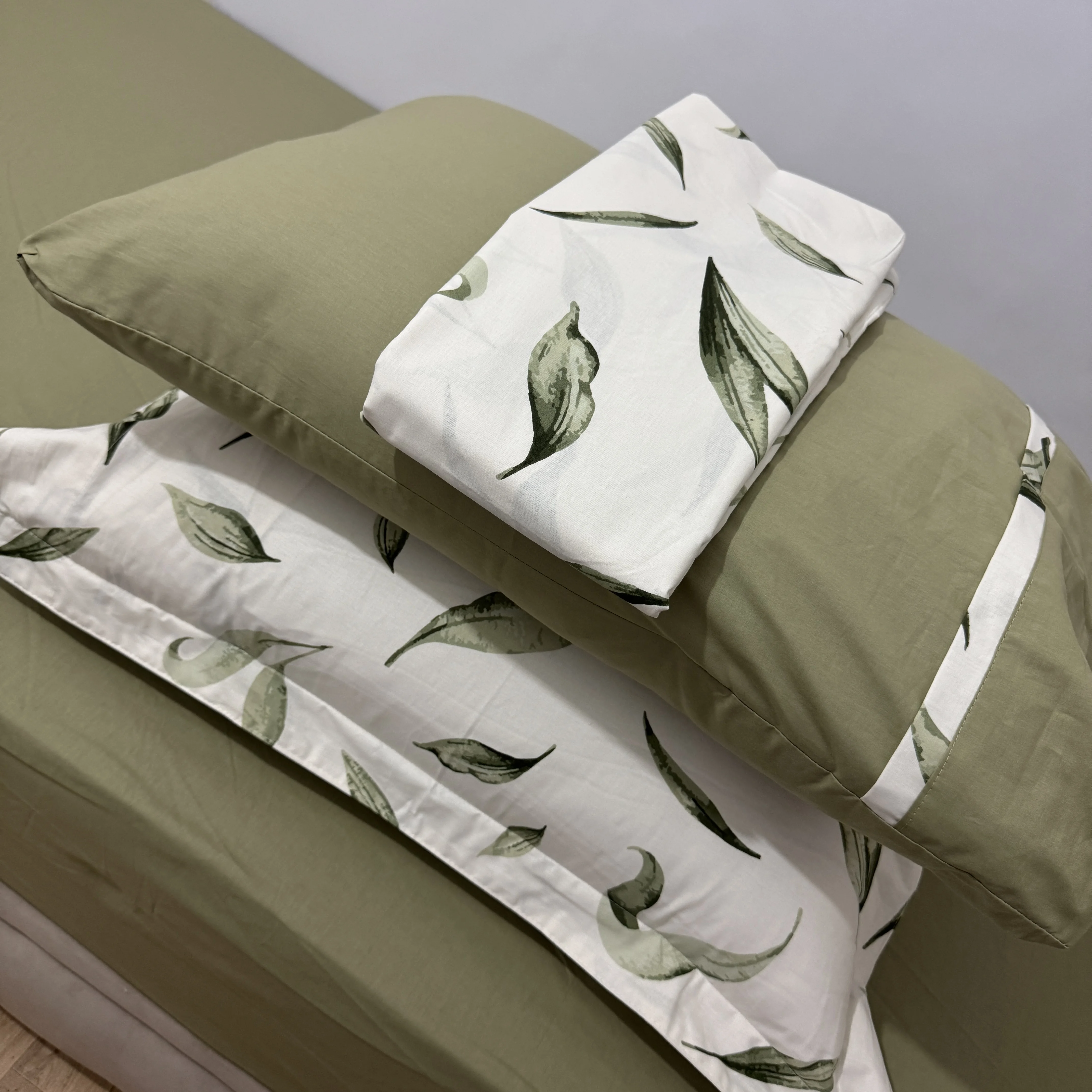 Parure de lit "Green Leaf" 100% coton Oeko-Tex - 1 place sur-mesure