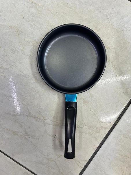 مقلاة ذو جودة عالية