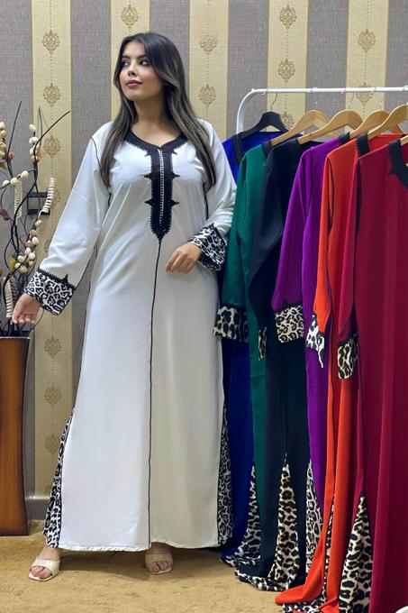 ✨ قفطان عصري بتصميم جريء وفريد! ✨