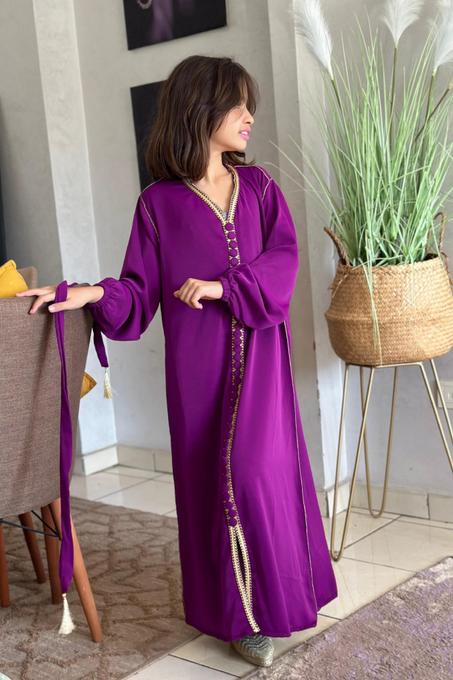 قفطان بنوتات رمضان: أناقة وفخامة في كل مناسبة