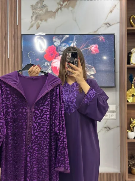 💜 جلابة "الأرجوان الملك سحر المخمل ونقوش الأندلس 💜