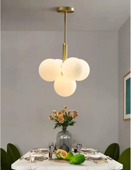 Suspension en Laiton Brossé à 5 Boules et Verre Blanc