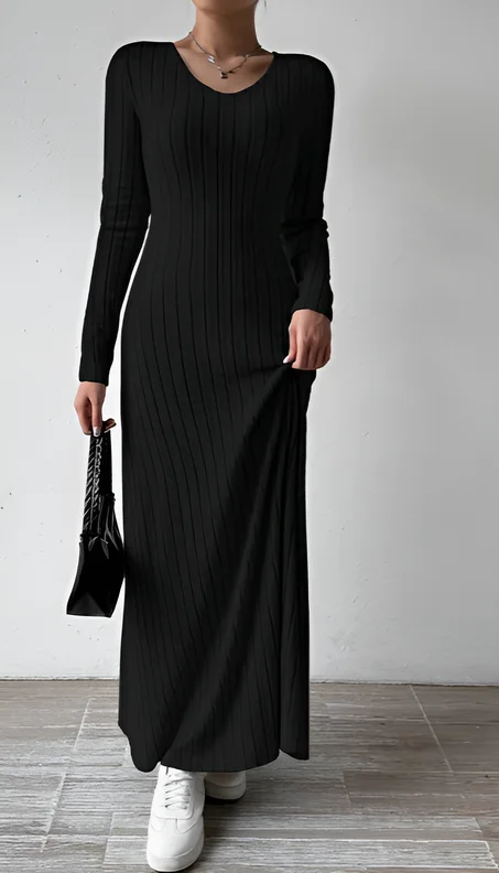 فستان ماكسي بياقة على شكل حرف V