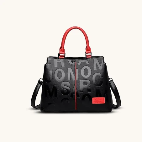 حقيبة نسائية (Kangaroo - M9) بختم الحروف الانكليزية على الجلد مع تطعيم مميز