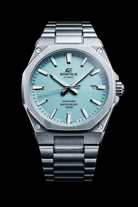 Casio Edifice – أناقة التركواز والفولاذ