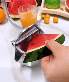 عصارة فواكه يدوية