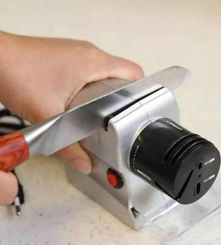 مبرد للسكاكين متعدد المهام يشتغل على الكهرباء