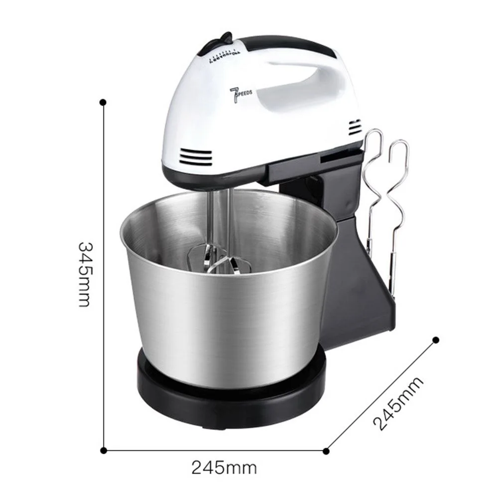 طراب وعجانة مع اناء من البلاستيك