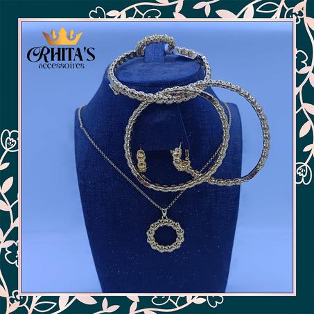 طقم مجوهرات فاخر