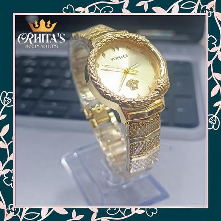 🔥✨ ساعة VERSACE النسائية – جاذبية لا تُقاوم! ✨🔥