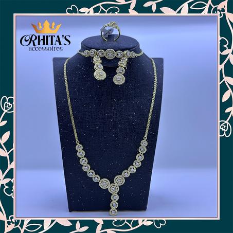 طقم مجوهرات فاخر