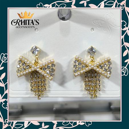 أقراط  فيونكة فاخرة مزينة بالكامل بكريستالات براقة 🤍