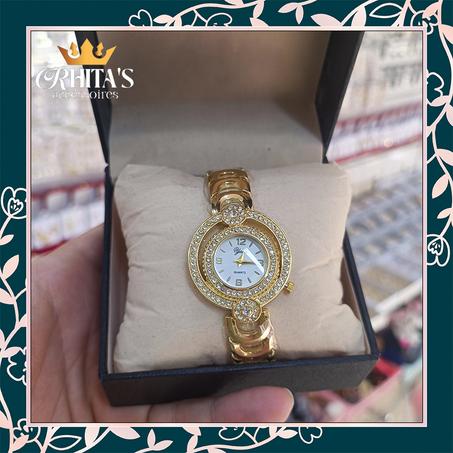 💫✨ ساعة YALE الذهبية — فخامة التفاصيل الراقية ✨💫