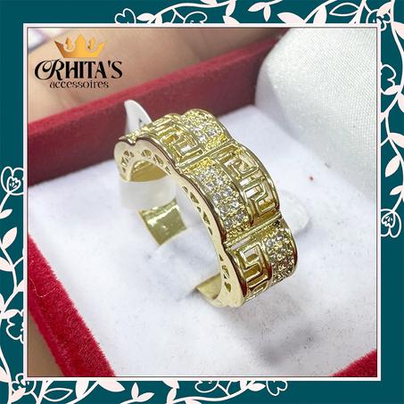 💍 خاتم نسائي بتصميم نقش يوناني مرصّع بالكريستال