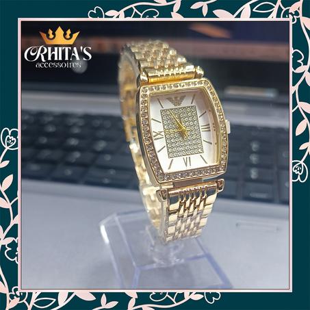 💎✨ ساعة إمبوريو أرماني النسائية – الفخامة في أبهى صورها ✨💎