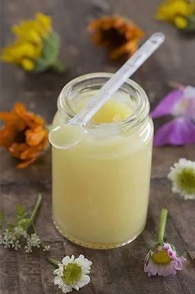 عسل المرديسيا الأبيض