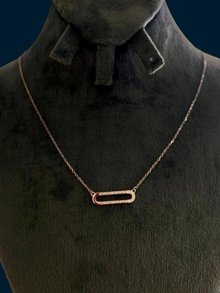 Collier ovale simple