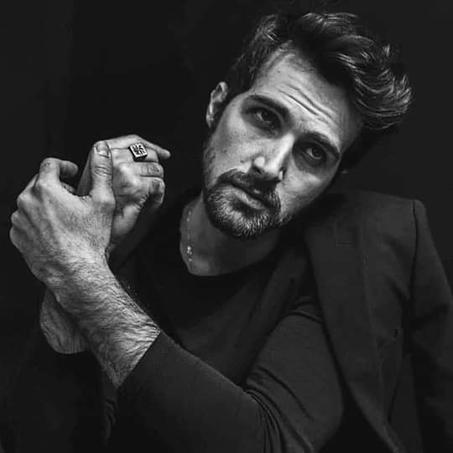 أناقة وفخامة الرجل