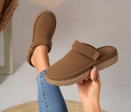 صباط UGG Goldenstar – مريح وراقي للبنات