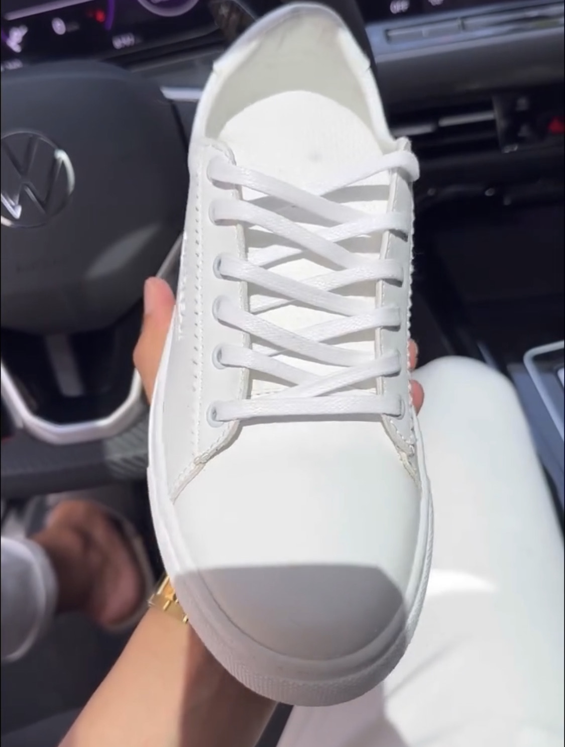 basket blanche homme originale