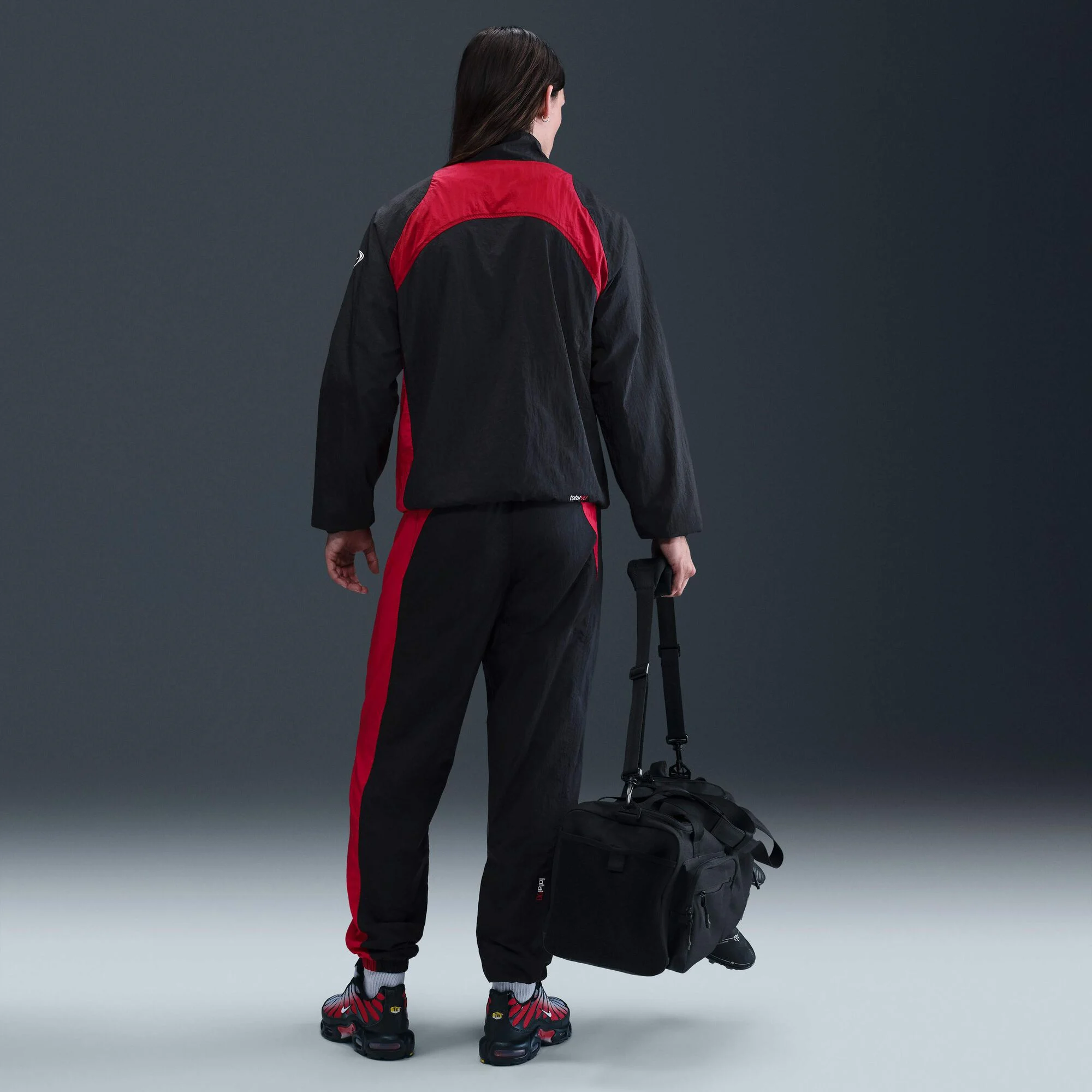 Ensemble Sport Pro – Black/Red Edition