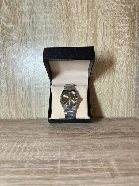 ساعة تيسو PRX2025