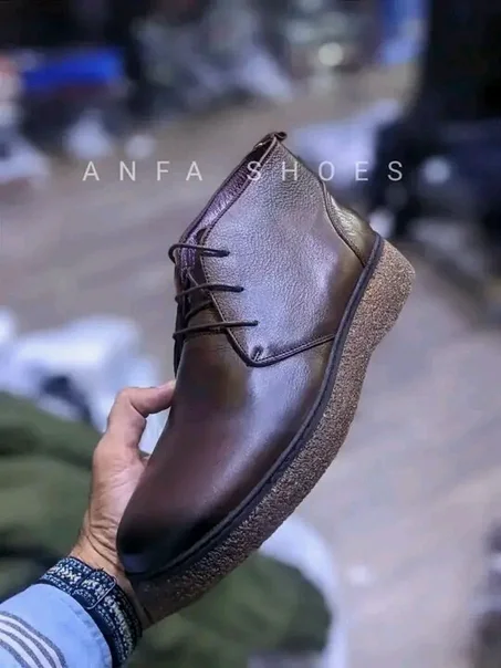 حداء من الجلد الطبيعي الأصلي