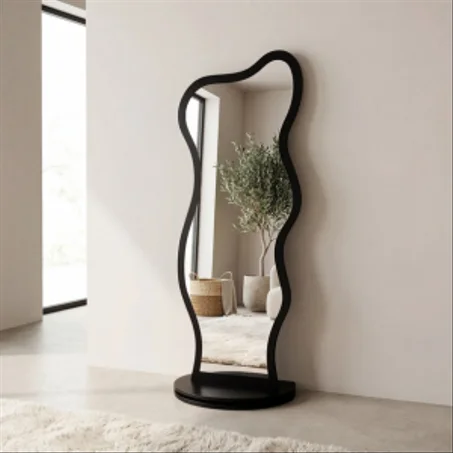 🪞 Mirrors | المرايا