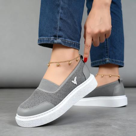 حذاء نسائي للراحة والأناقة