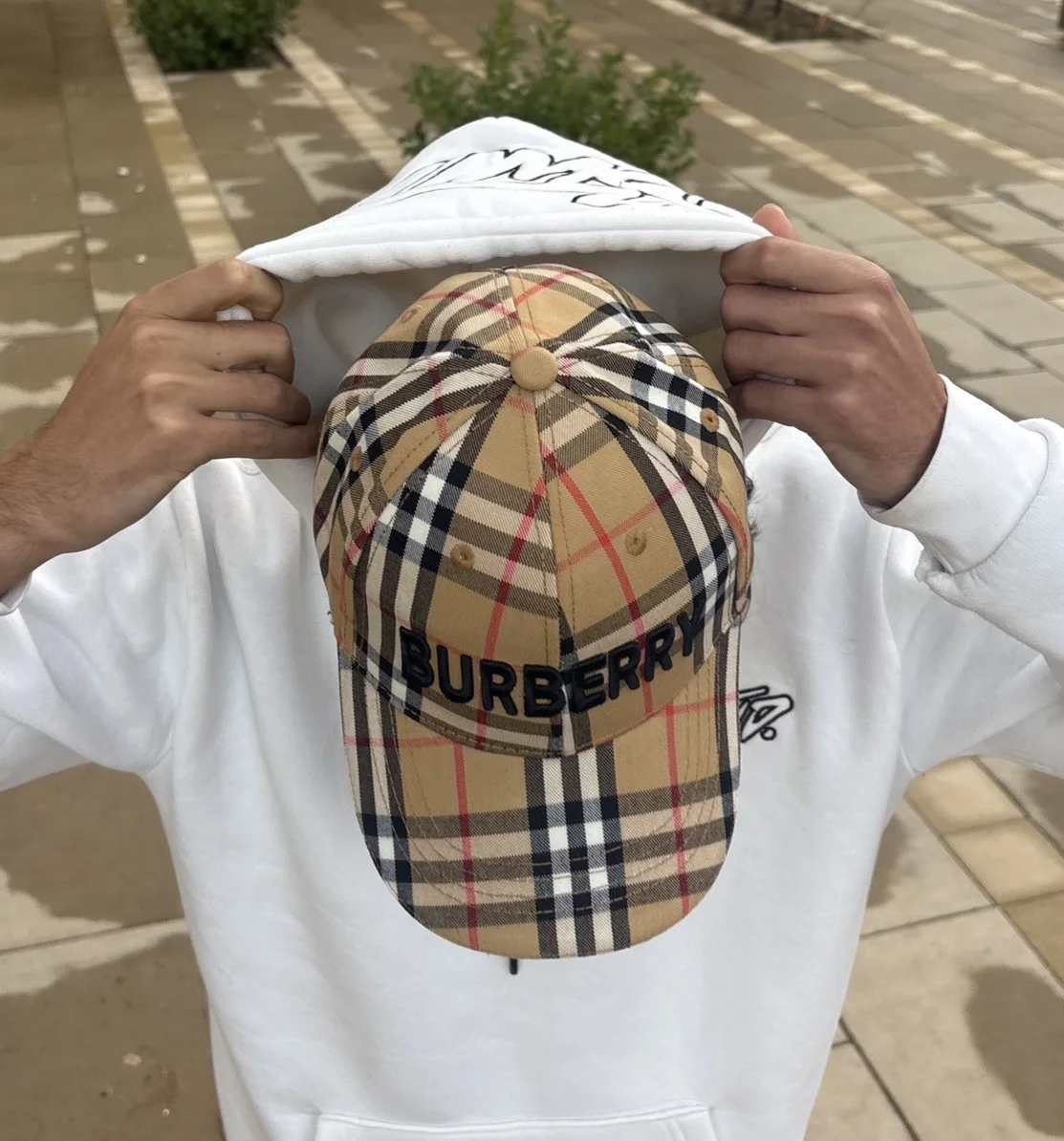 Burberry Vintage Check Baseball Cap – Beige