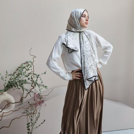 ملابس نسائية