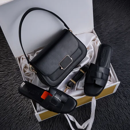 Ensemble Élégant Sac à Main & Sandales Femme – Style Chic 2026