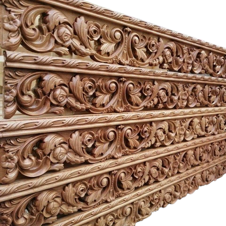 جمال خالد: زخارف خشبية بنقوش زهرية