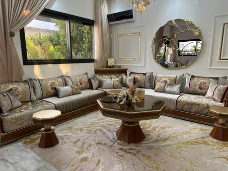 * أرائك المطروز الفاخرة والخشب الأصيل من SMAIL MOBILIER